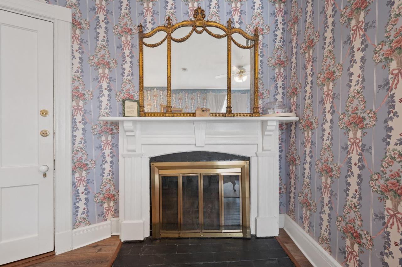 Brook Farm Inn Lenox Luaran gambar