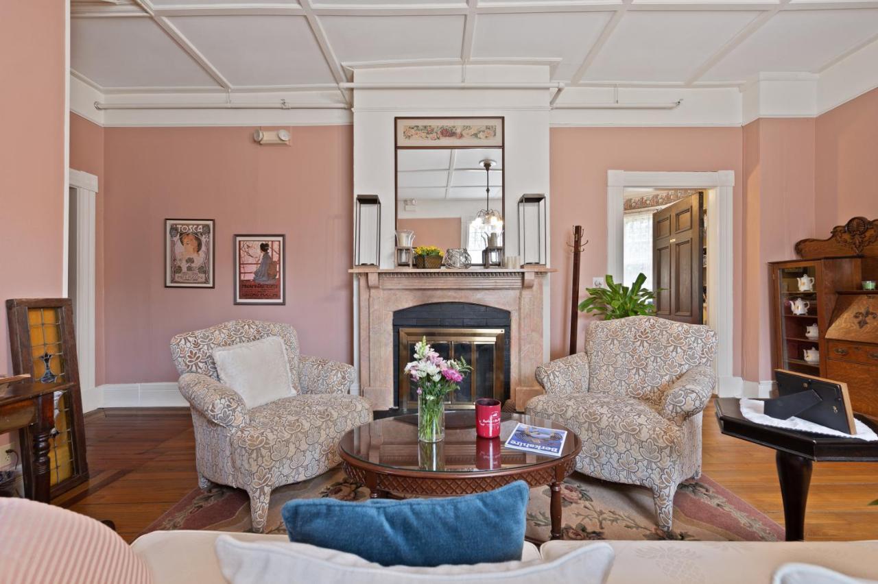 Brook Farm Inn Lenox Luaran gambar