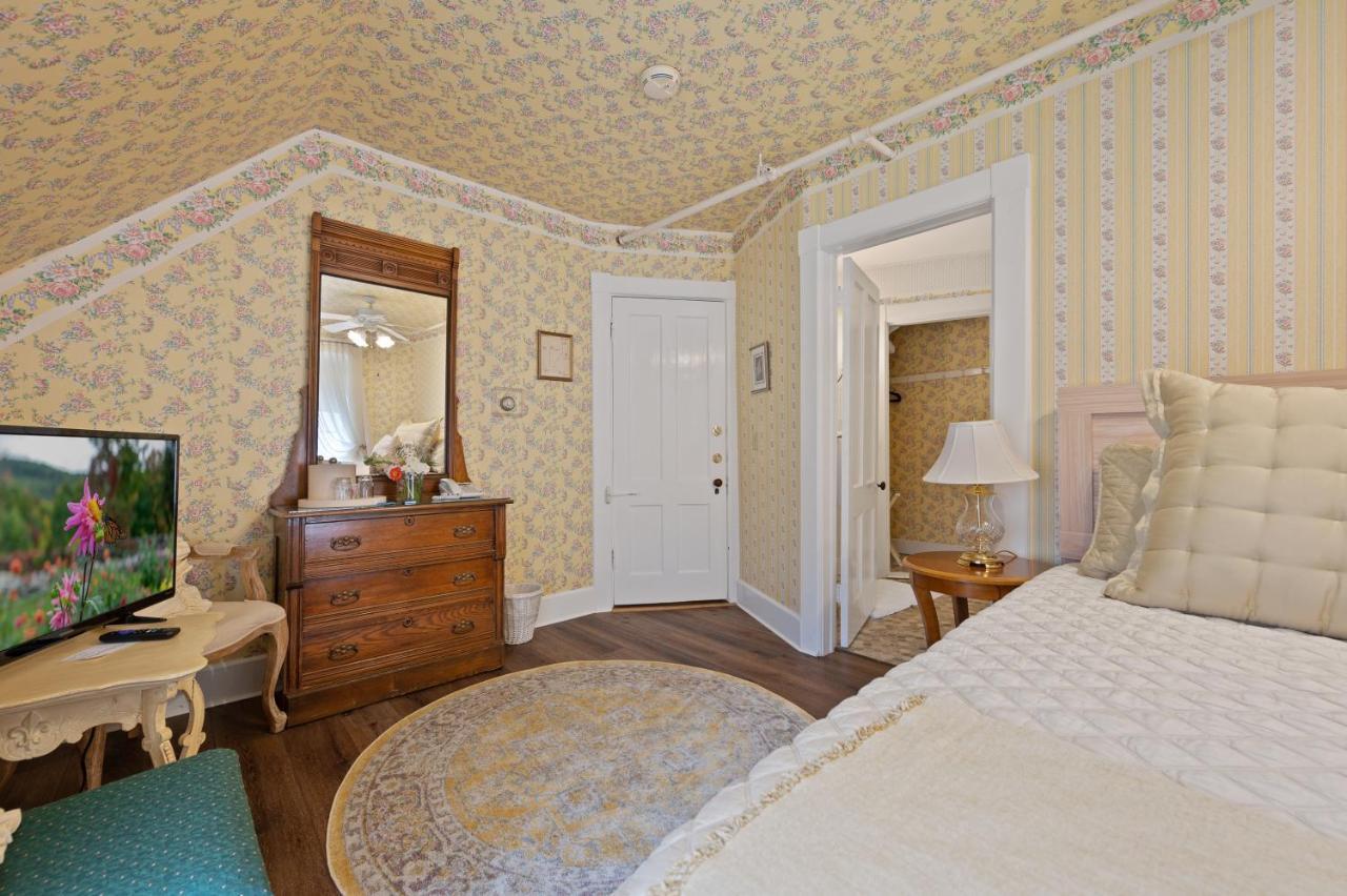 Brook Farm Inn Lenox Luaran gambar