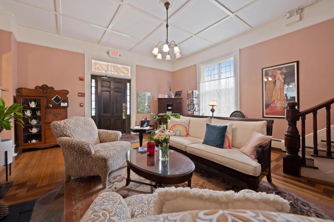 Brook Farm Inn Lenox Luaran gambar