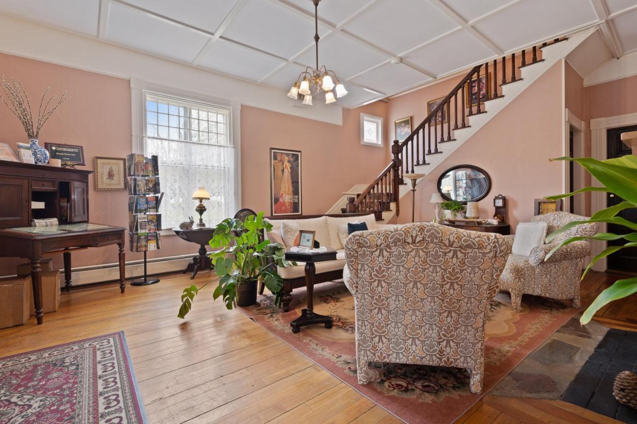 Brook Farm Inn Lenox Luaran gambar